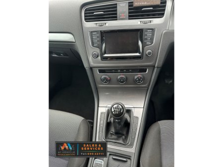 2013 Volkswagen Golf - thumbnail 13