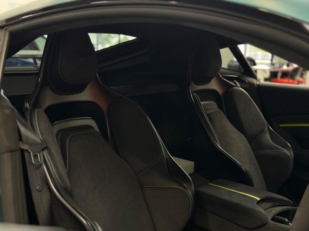 2024 Aston Martin Vantage F1 EDITION V8 thumbnail