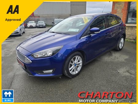 2016 Ford Focus - thumbnail 6