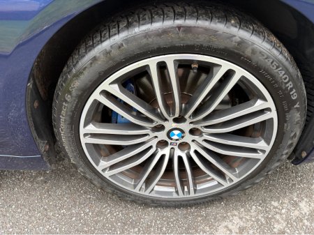 2017 BMW 5 Series - thumbnail 8