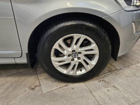2016 Volvo XC60 D3 (150hp) FWD ES €18,950 thumbnail