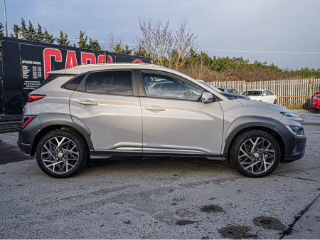 2023 Hyundai Kona 2023 Kona 1.6 Hybrid/FSH/High spec/1yr warranty €25,888 thumbnail