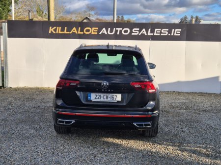 2022 Volkswagen Tiguan R-LINE 2.0 TDI MANUAL 6SPEED FWD 150HP 5DR €37,950 thumbnail