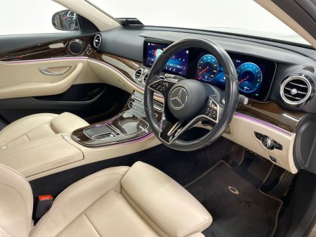 2021 Mercedes-Benz E Class - thumbnail 9