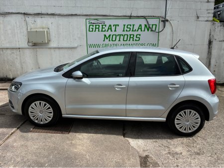 2015 Volkswagen Polo - thumbnail 3