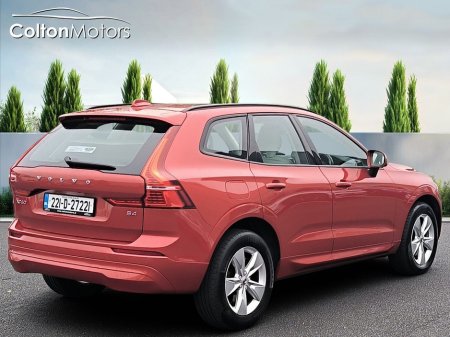 2022 Volvo XC60 - thumbnail 8