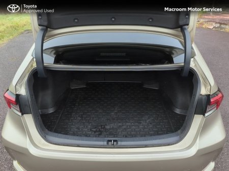 2022 Toyota Corolla FRESH SELECTION OF TRADE-INS COROLLA HYBRID LUNA SP SPORT 4DR AUTO €27,000 thumbnail