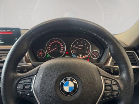 2015 BMW 3 Series - thumbnail 13