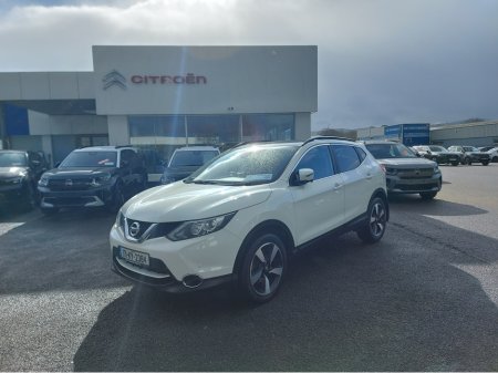 2017 Nissan Qashqai - thumbnail 1