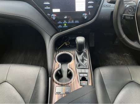 2019 Toyota Camry - thumbnail 20