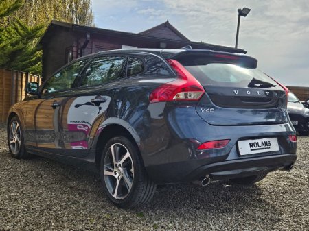 2019 Volvo V40 - thumbnail 11