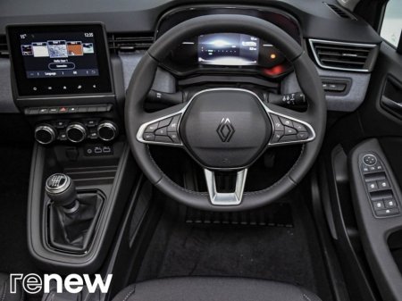 2025 Renault Clio - thumbnail 26