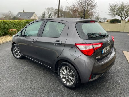 2018 Toyota Yaris 1.0 VVT-i 5Dr Luna €13,450 thumbnail