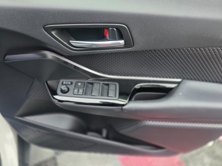 2020 Toyota C-HR - thumbnail 22