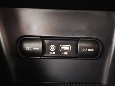 2017 Kia Sportage LX 5DR €13,700 thumbnail