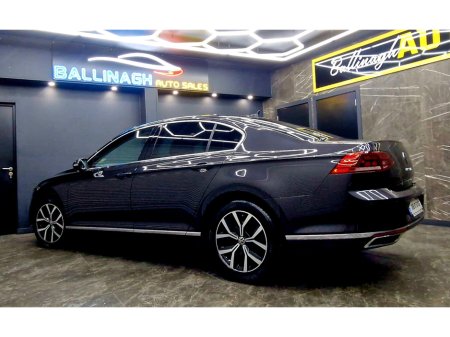 2021 Volkswagen Passat 2.0 TDI 150HP Elegance €25,950