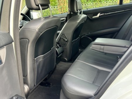 2014 Mercedes-Benz C Class - thumbnail 10