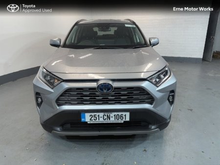 2025 Toyota Rav4 RAV4 HYBRID SOL €47,950 thumbnail