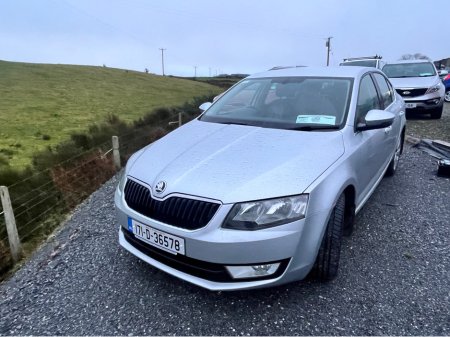 2017 Skoda Octavia - thumbnail 4