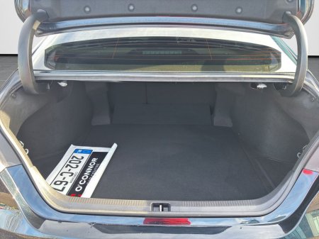 2020 Toyota Camry - thumbnail 16