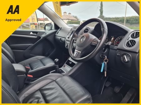 2015 Volkswagen Tiguan - thumbnail 27