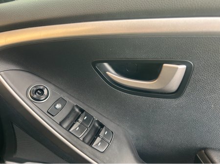 2015 Hyundai i30 - thumbnail 13