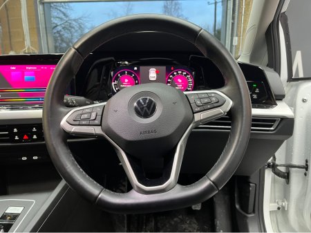 2023 Volkswagen Golf €29950! 2023 VOLKSWAGEN GOLF TDI ACTIVE ADVANCED 2.0 AUTOMATIC / CRUISE CONTROL / REVERSE CAMERA / HEATED SEATS / AMBIENT LIGHTS / PADDLE SHIFTERS €29,950 thumbnail