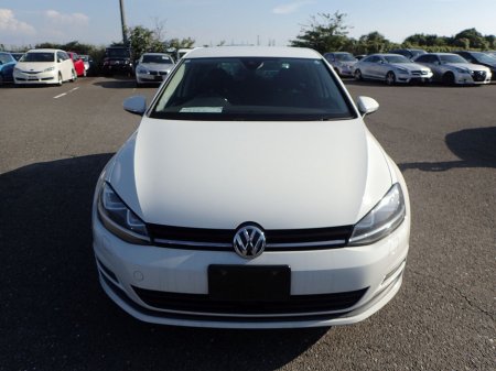 2016 Volkswagen Golf 1.2 TSI HIGHLINE PRO PETROL AUTOMATIC // PRIVACY PACK // BLUETOOTH MEDIA // PARK ASSIST // REVERSING CAMERA // UPGRADED SPORT ALLOYS // IMMACULATE EXAMPLE €14,950 thumbnail