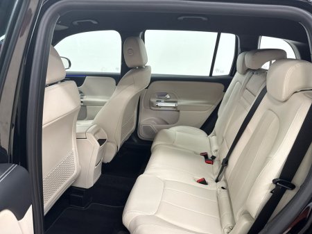 2025 Mercedes-Benz GLB GLB 180 Progressive Plus | 7 seater, Heated Seats, Reversing Camera €60,950 thumbnail