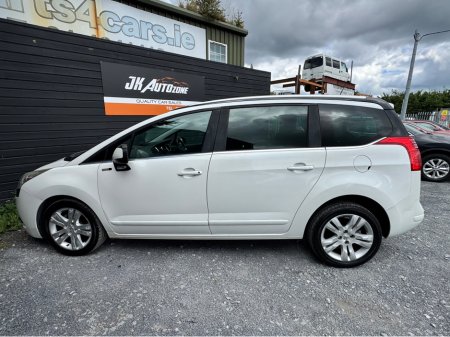 2013 Peugeot 5008 - thumbnail 8