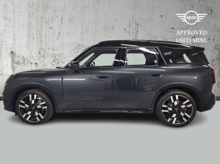2025 MINI Countryman C Sport €50,975