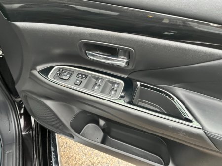 2017 Mitsubishi Outlander 2.0 PHEV AUTO LOW KMS €17,450 thumbnail