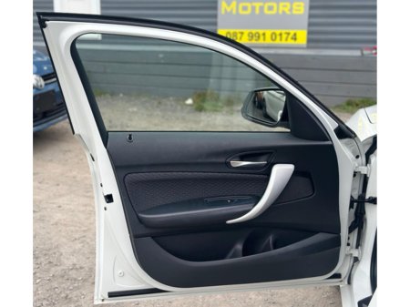 2016 BMW 1 Series - thumbnail 6