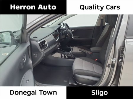 2025 Kia Stonic 1 OWNER | LOW MILEAGE €24,900 thumbnail