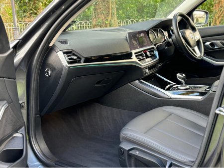 2020 BMW 3 Series 318D SE 4DR AUTO *M-SPORT ALLOYS*HEATED LEATHER*FULL SERVICE HISTORY* €18,950 thumbnail