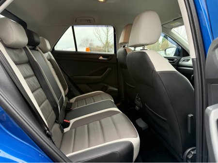 2022 Volkswagen T-Roc DESIGN 1.0 TSI 110HP 5DR €23,950 thumbnail