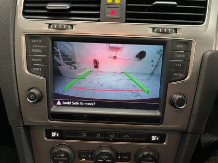 2017 Volkswagen Golf 1.2 TSI 110 bhp DSG Comfortline €13,995 thumbnail