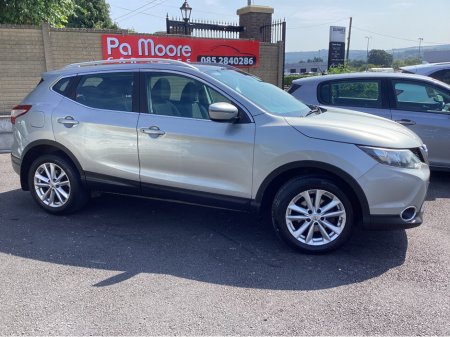 2016 Nissan Qashqai ** F.S.H * 1 OWNER €13,950