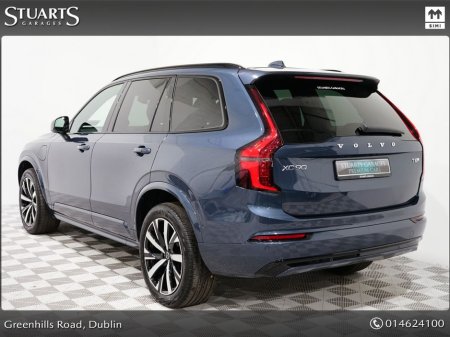 2025 Volvo XC90 PLUS DARK: DENIM BLUE WITH CARDAMOM LEATHER, PANORAMIC ROOF, AIR SUSPENSION, HARMAN KARDON, MEMORY SEATS, 360 CAMERA €83,945