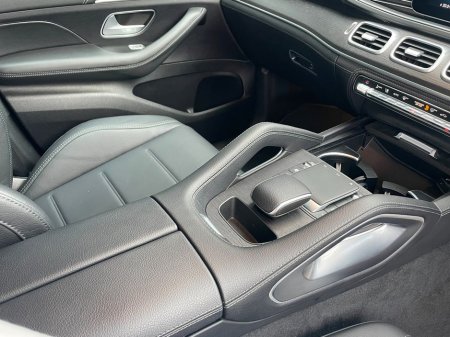 2022 Mercedes-Benz GLE Class GLE350de AMG Premium 4-Matic €62,995 thumbnail