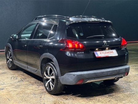 2016 Peugeot 2008 - thumbnail 5