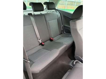 2012 Volkswagen Polo - thumbnail 8