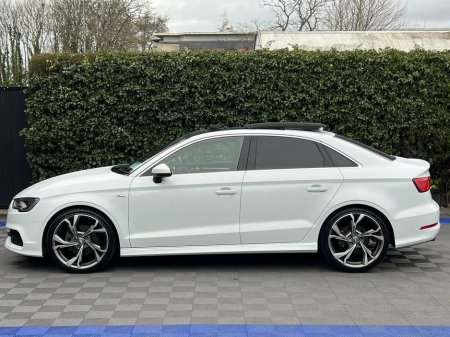 2015 Audi A3 S-LINE 1.4 TFSI * HUGE SPEC * // OPENING PAN ROOF // NEW 19" S-LINE ALLOYS // S-LINE INTERIOR €19,900 thumbnail