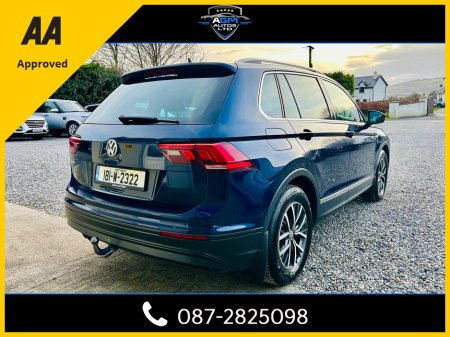 2018 Volkswagen Tiguan - view 4