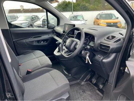 2023 Citroen Berlingo - thumbnail 13