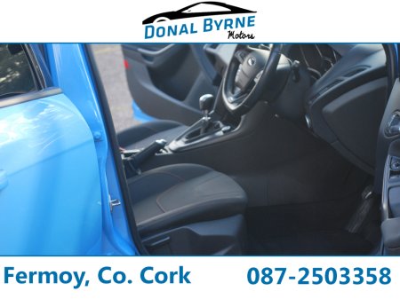 2018 Ford Focus - thumbnail 11