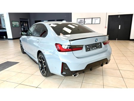 2025 BMW 3 Series - thumbnail 24