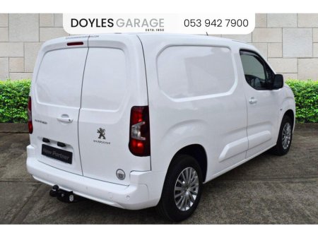 2023 Peugeot Partner Professional Plus 1.5 Blue HDi Diesel 100bhp 650kg *LOOK PACK* €27,285