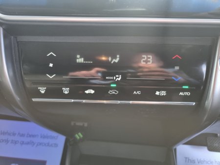 2016 Honda Grace - thumbnail 13