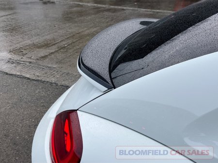 2019 Volkswagen Beetle - thumbnail 31